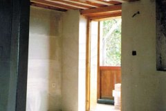 Préparation peinture chalet poutre après